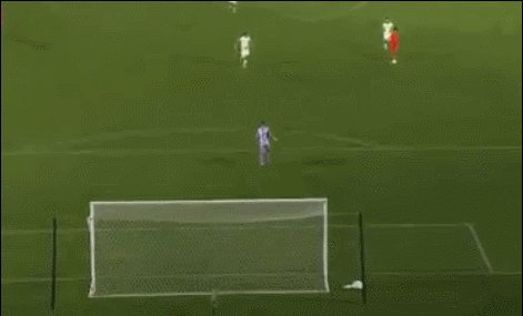 1679557682965090546.gif 武磊 49分钟.gif